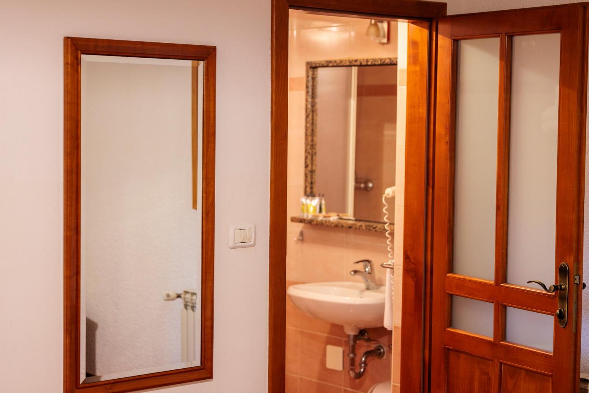Pansion Maltar Varazdin Ngoại thất bức ảnh